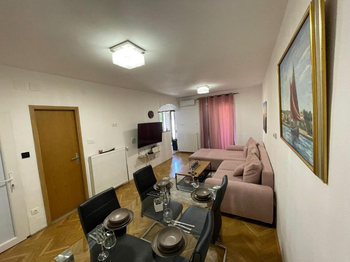 Apartments Fratelli มาลินสกา ภายนอก รูปภาพ